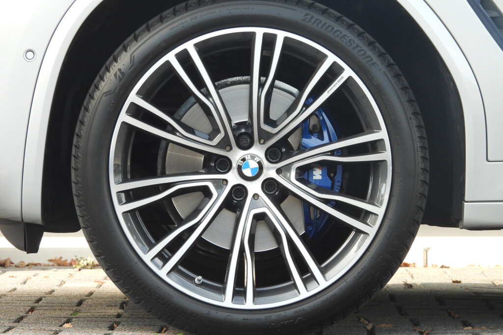 BMW X4 13