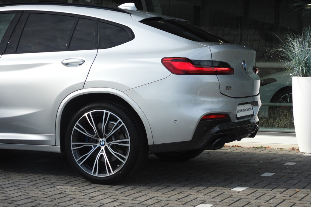 BMW X4 15
