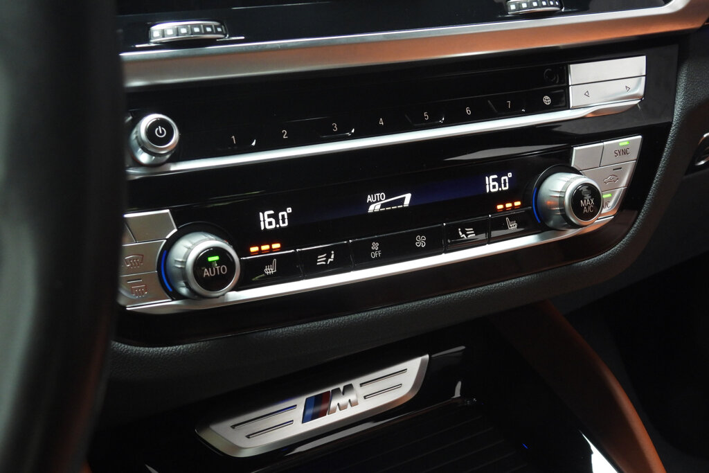 BMW X4 56