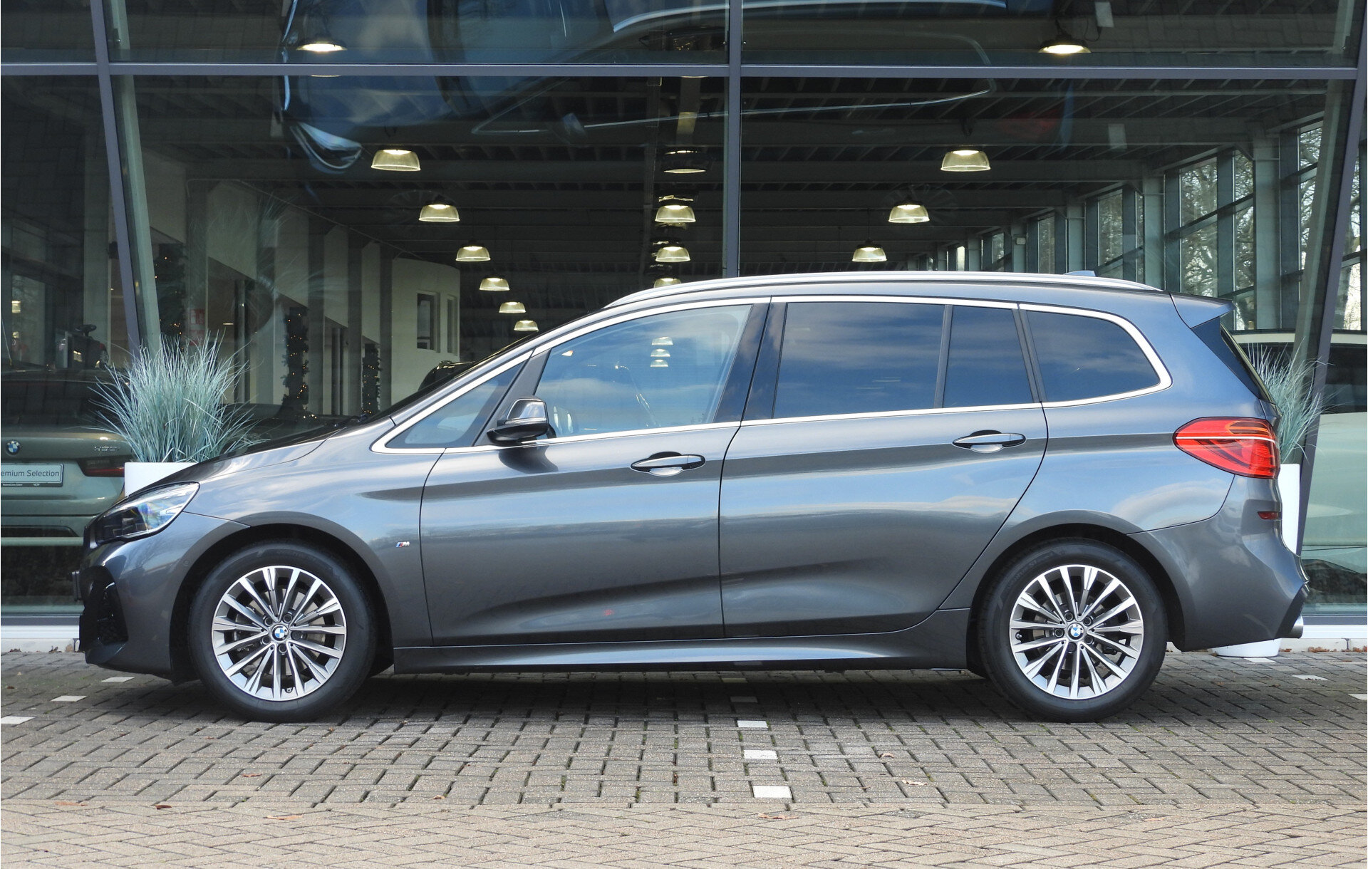 BMW 2 Serie Gran Tourer 218i Executive M Sport Automaat - Afbeelding 5