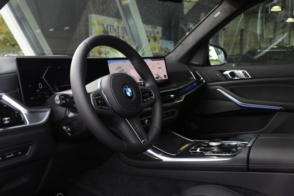 BMW X7 15