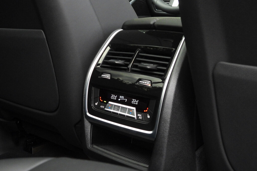 BMW X7 42