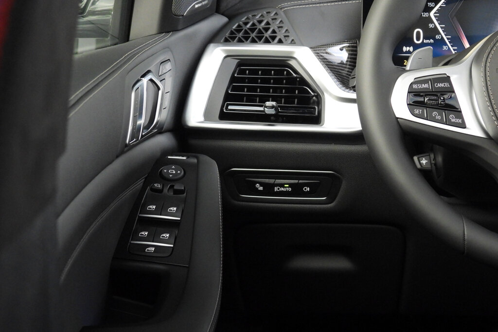 BMW X7 50