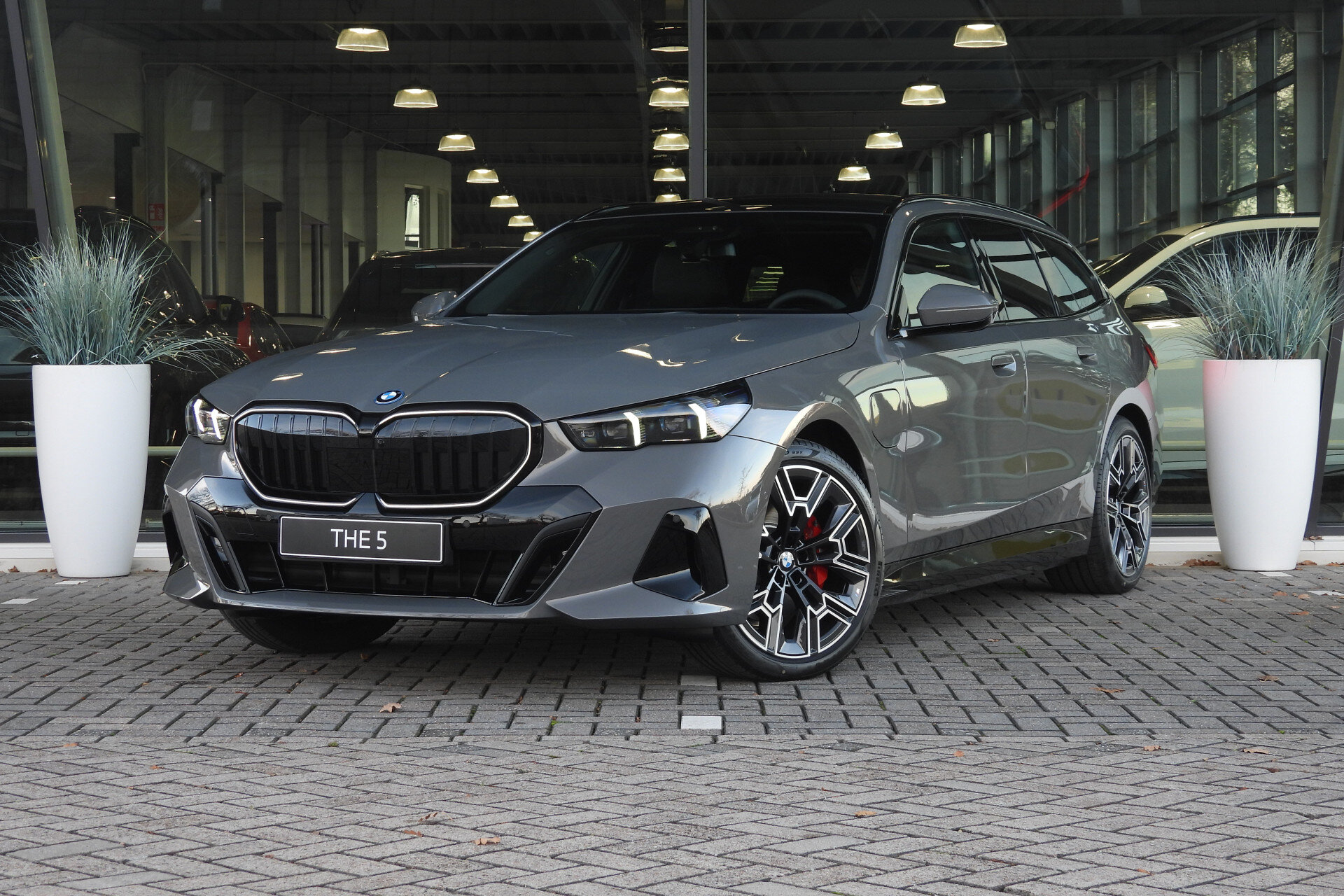 BMW 5 Serie Touring 530e M Sport Automaat - Afbeelding 3