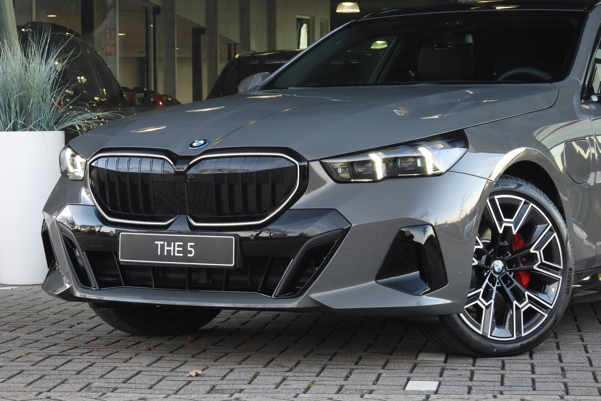 BMW 5 Serie Touring 530e M Sport Automaat - Afbeelding 4