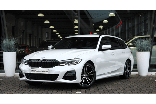 BMW 3 Serie Touring 320i High Executive M Sport Automaat