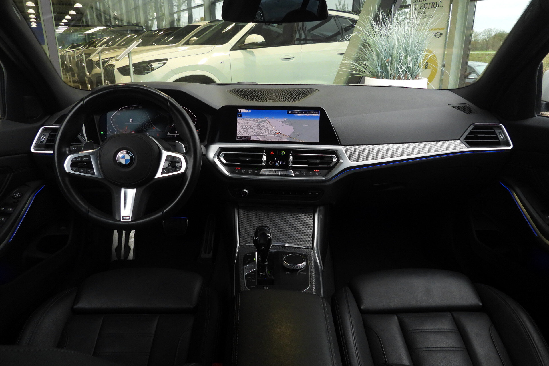 BMW 3 Serie Touring 320i High Executive M Sport Automaat - Afbeelding 3