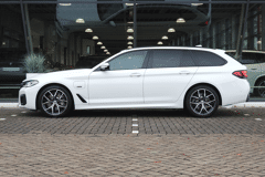 BMW 5 Serie Touring 530e xDrive High Executive M Sport Automaat - Afbeelding 5