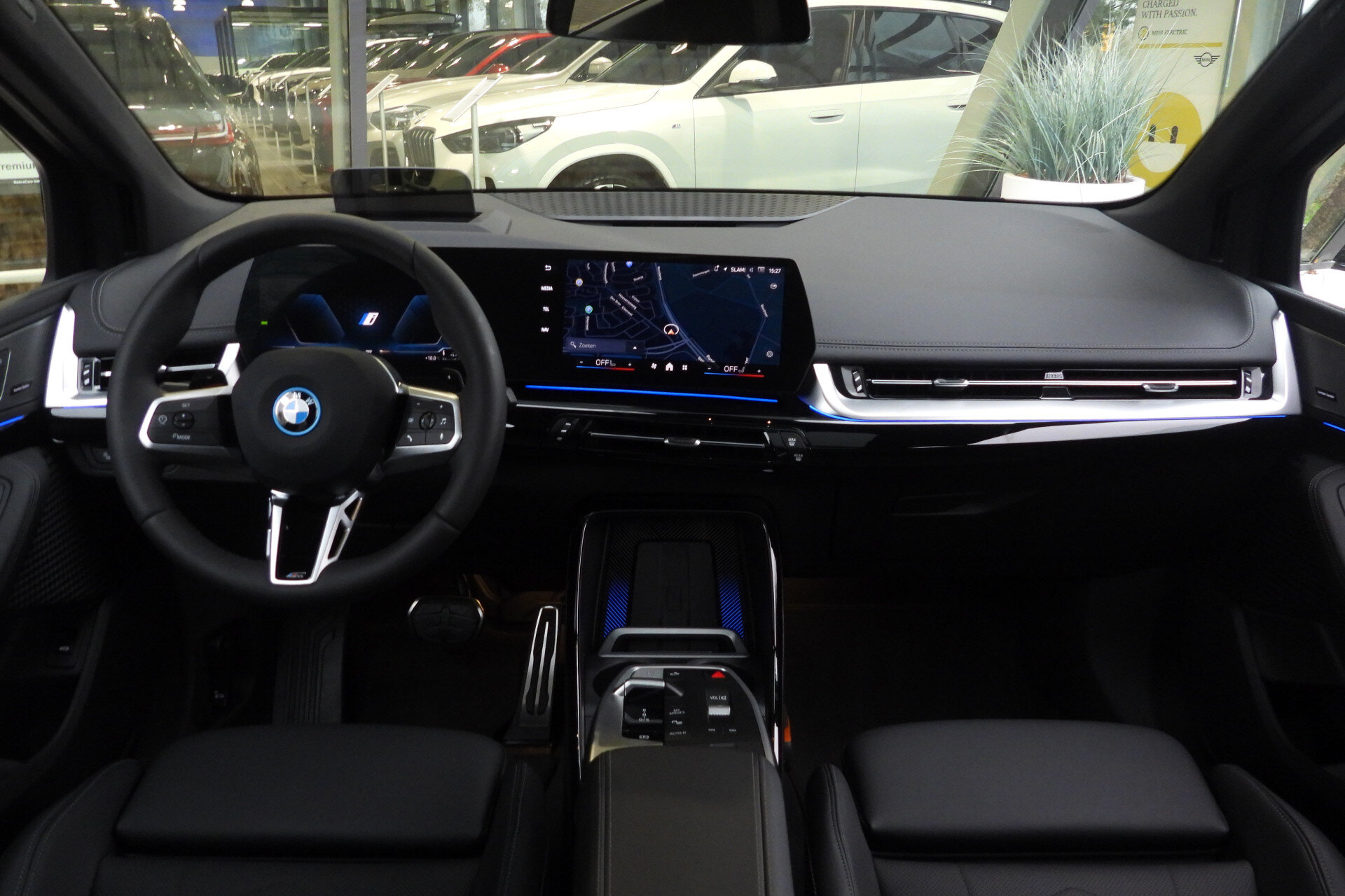 BMW 2 Serie Active Tourer 225e xDrive High Executive M Sport Automaat - Afbeelding 3