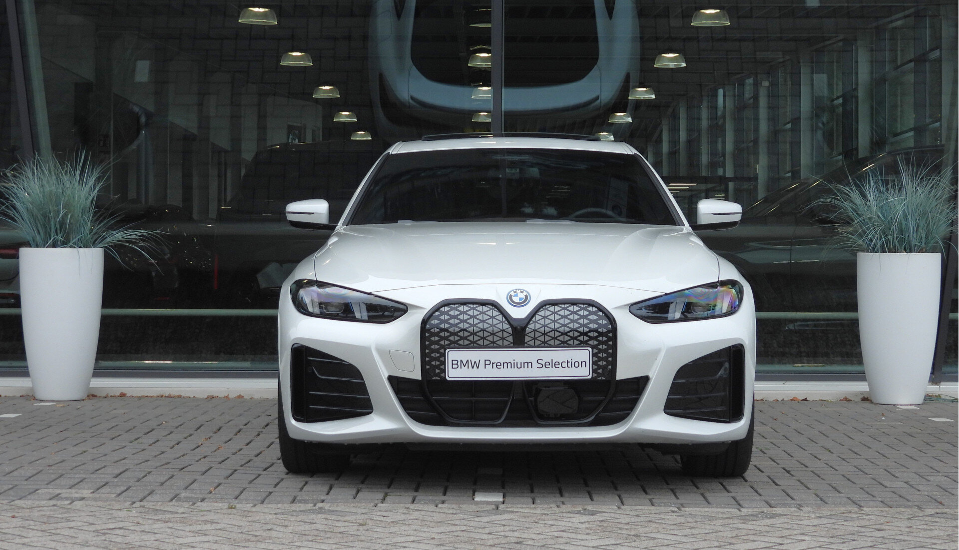 BMW i4 eDrive40 High Executive M Sport - Afbeelding 2