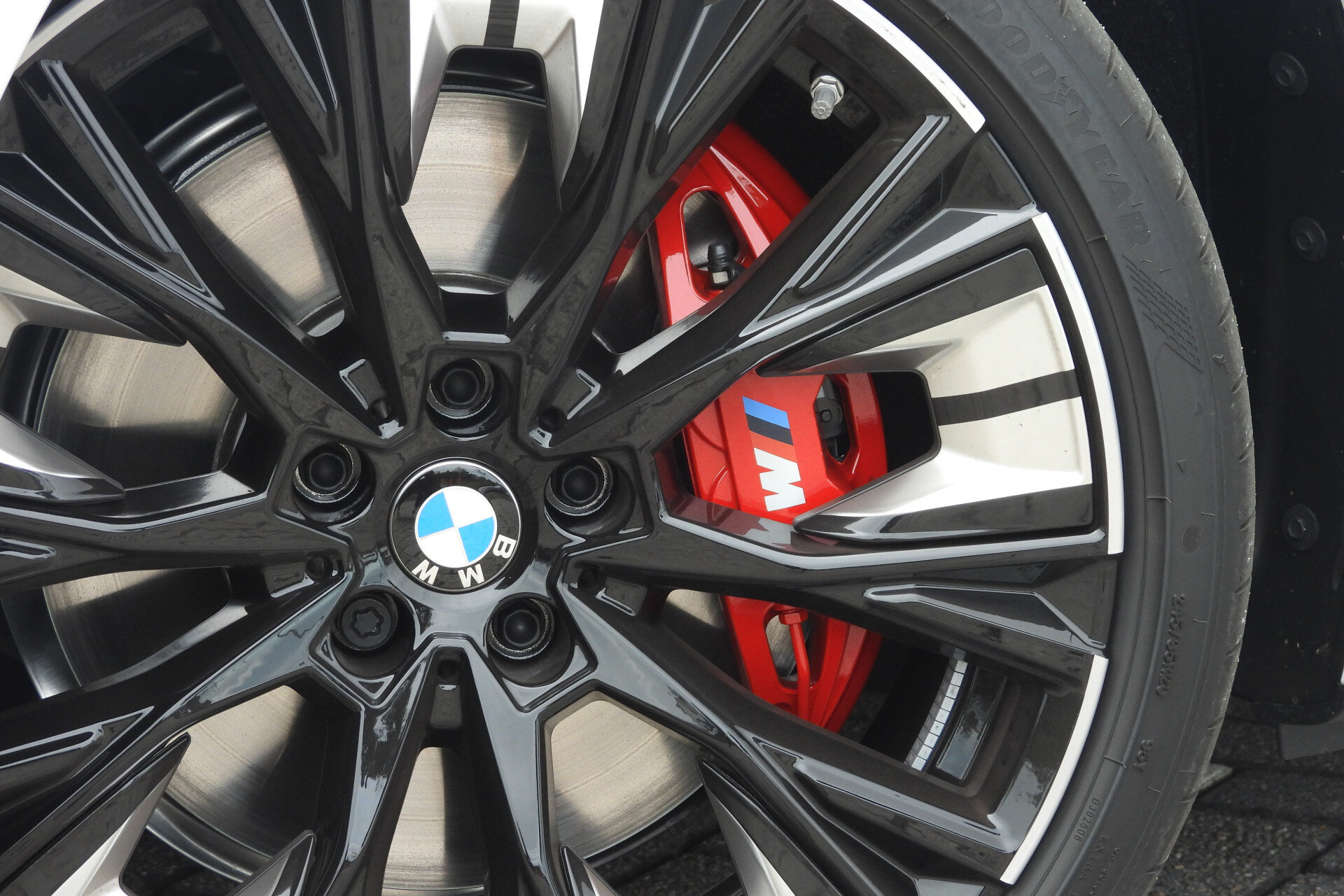BMW i4 eDrive40 High Executive M Sport - Afbeelding 4