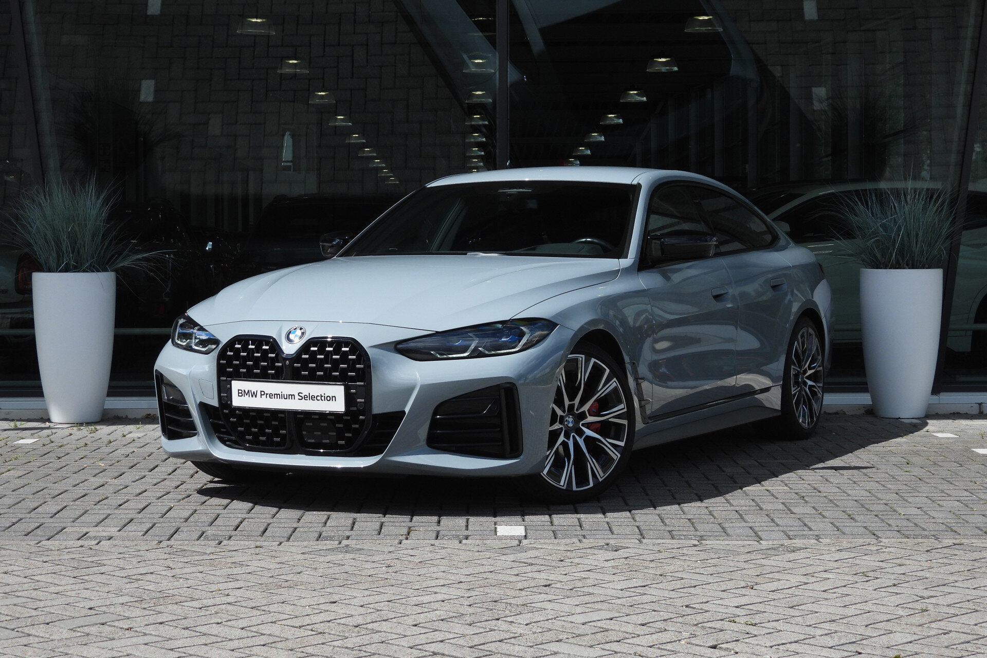 BMW 4 Serie Gran Coupé M440i xDrive High Executive Automaat