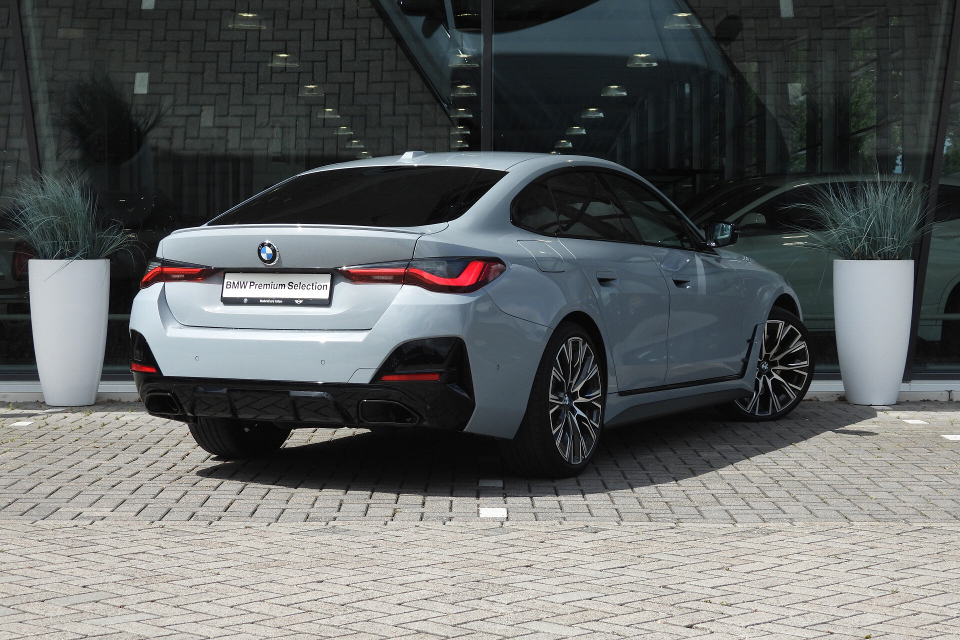 BMW 4 Serie Gran Coupé M440i xDrive High Executive Automaat - Afbeelding 4