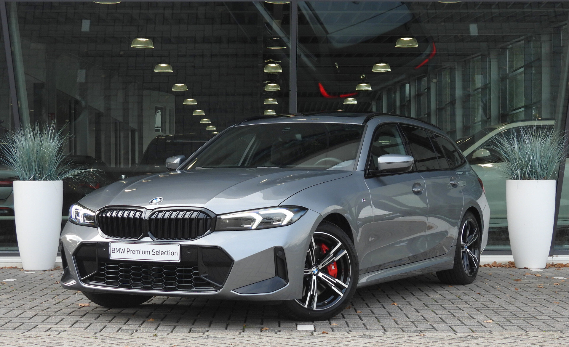 BMW 3 Serie Touring 330i M Sport Automaat