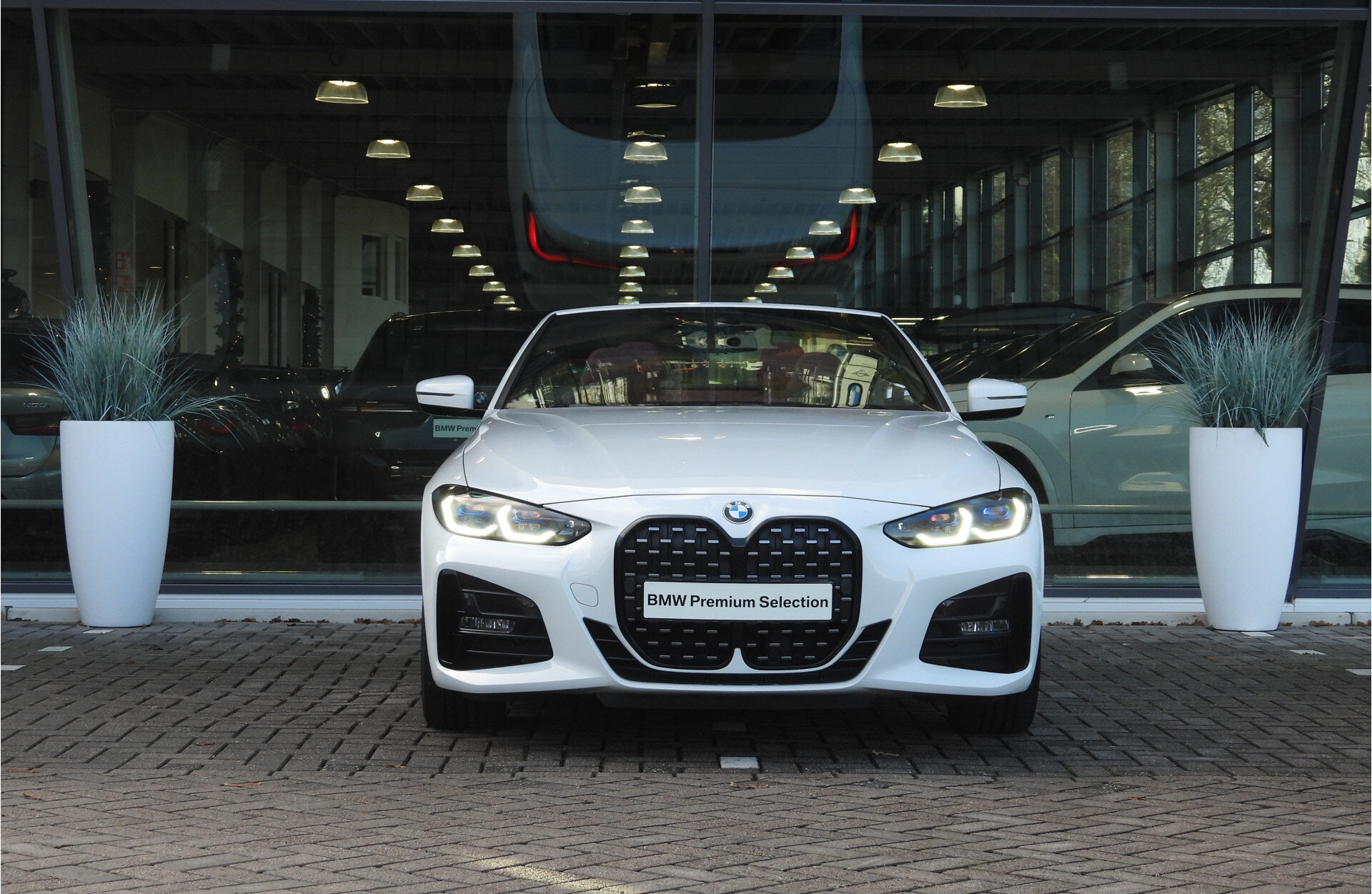 BMW 4 Serie Cabrio 420i High Executive M Sport Automaat - Afbeelding 2