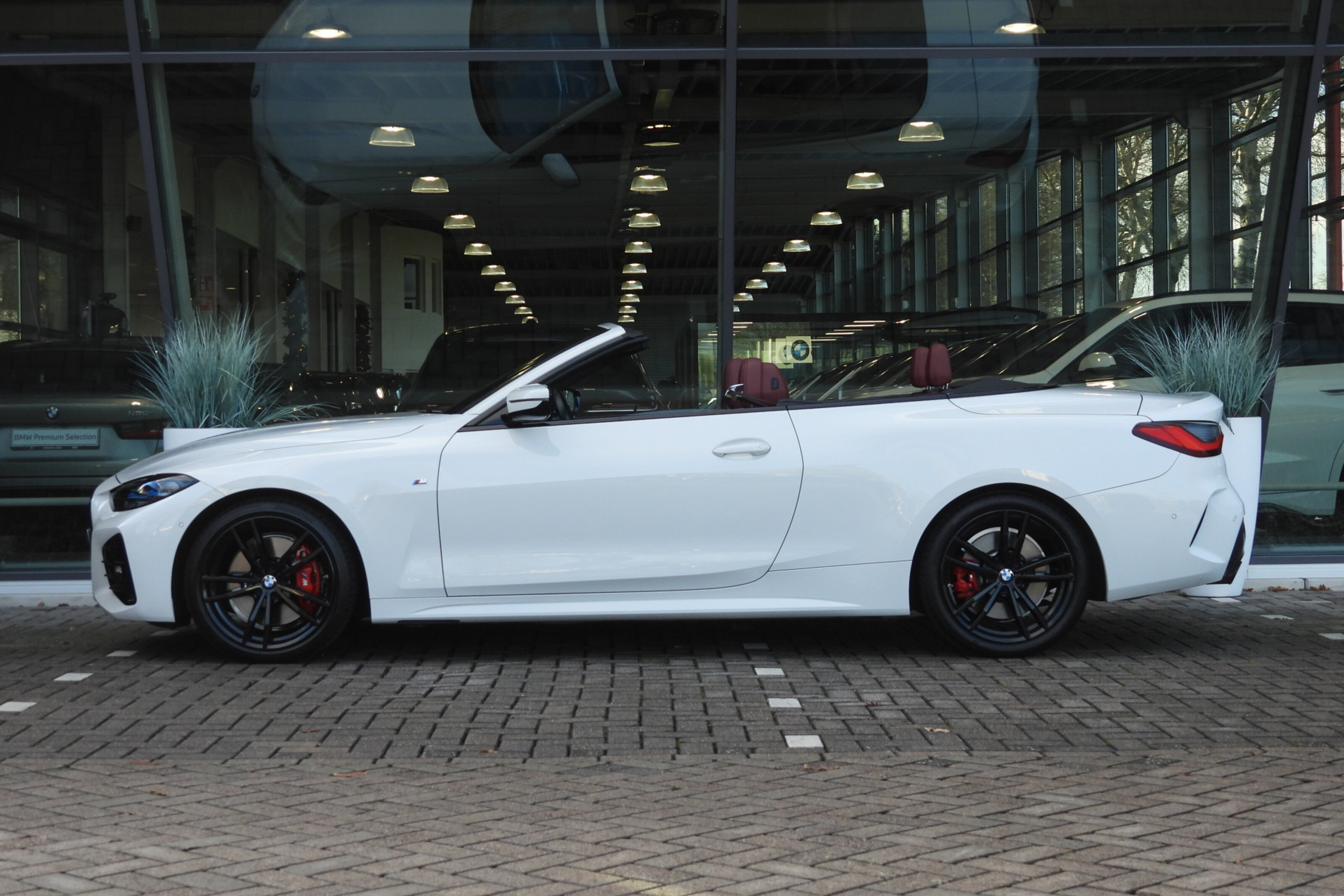 BMW 4 Serie Cabrio 420i High Executive M Sport Automaat