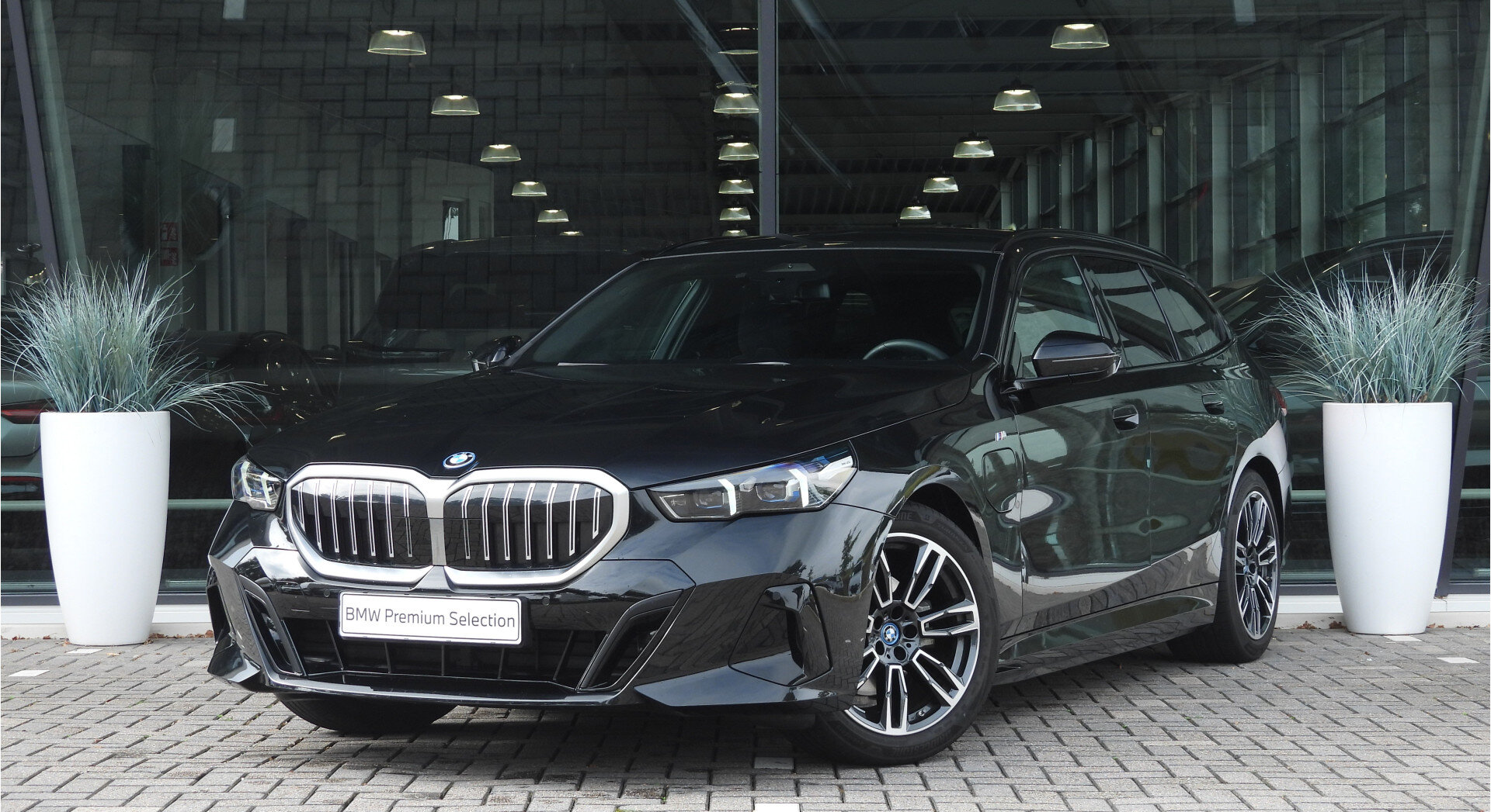 BMW 5 Serie Touring 530e M Sport Automaat