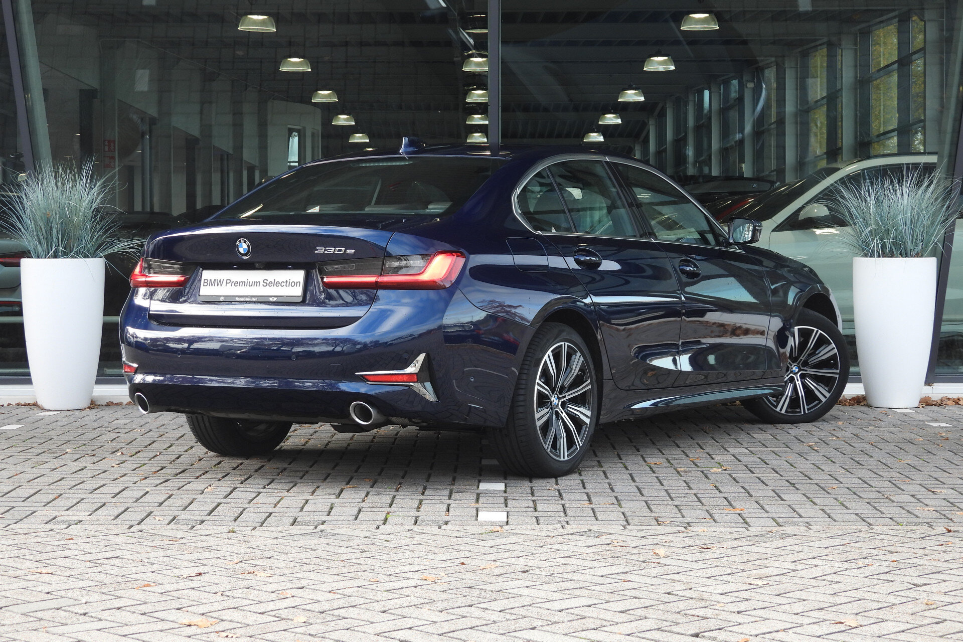 BMW 3 Serie 330e High Executive Luxury Line Automaat - Afbeelding 4