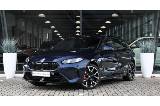 BMW 1 Serie 123 xDrive High Executive M Sport Automaat