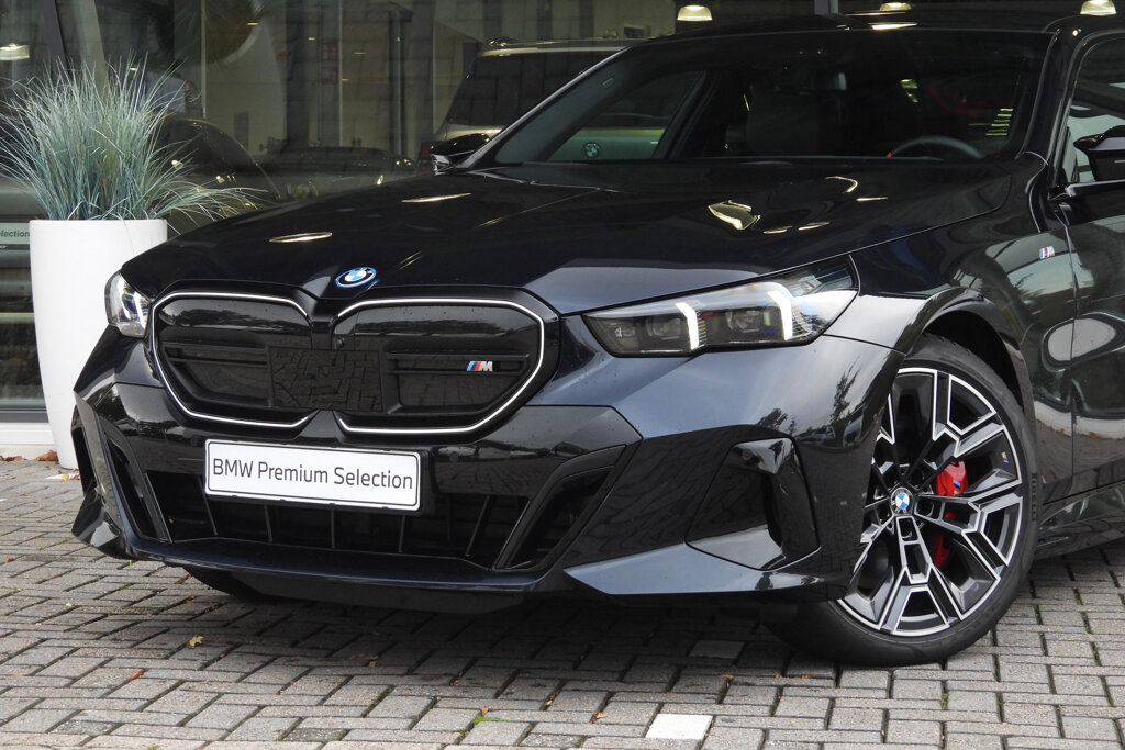 BMW i5 6
