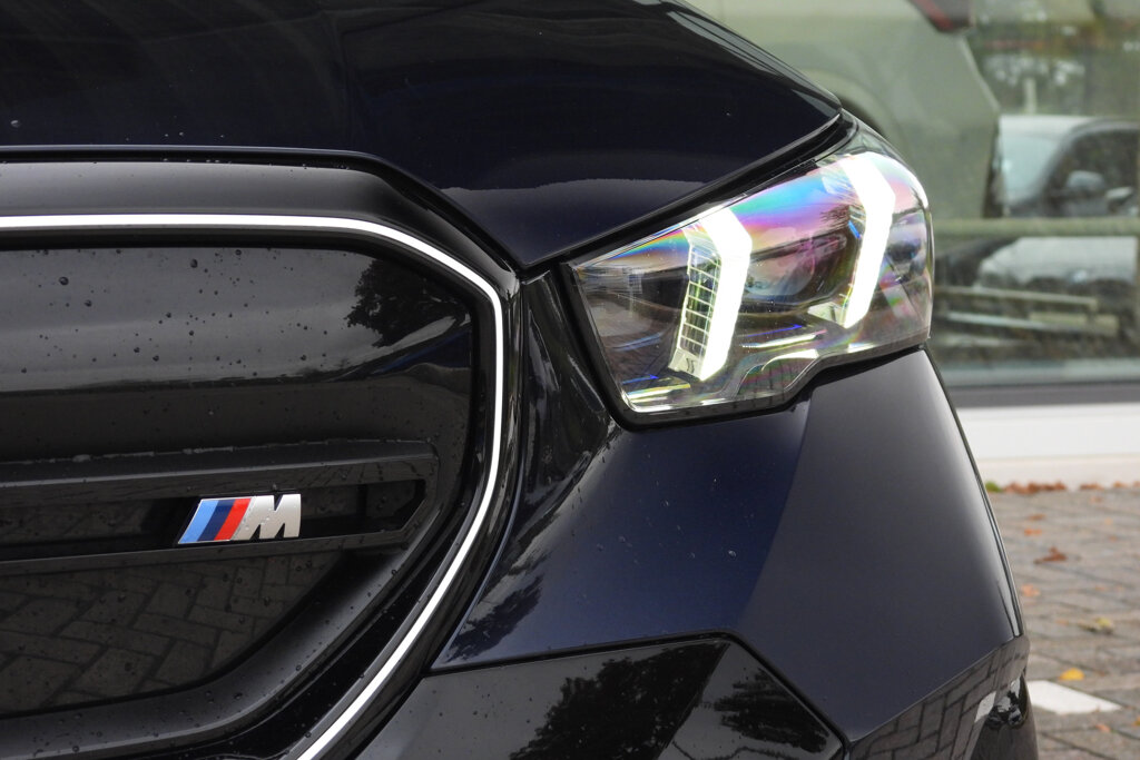 BMW i5 14