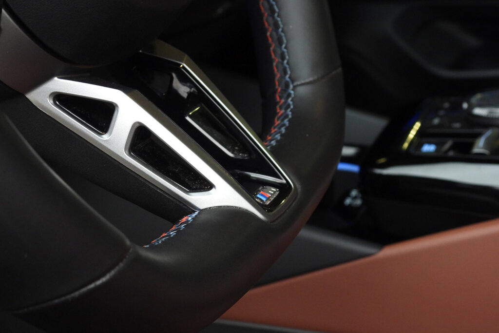 BMW i5 16