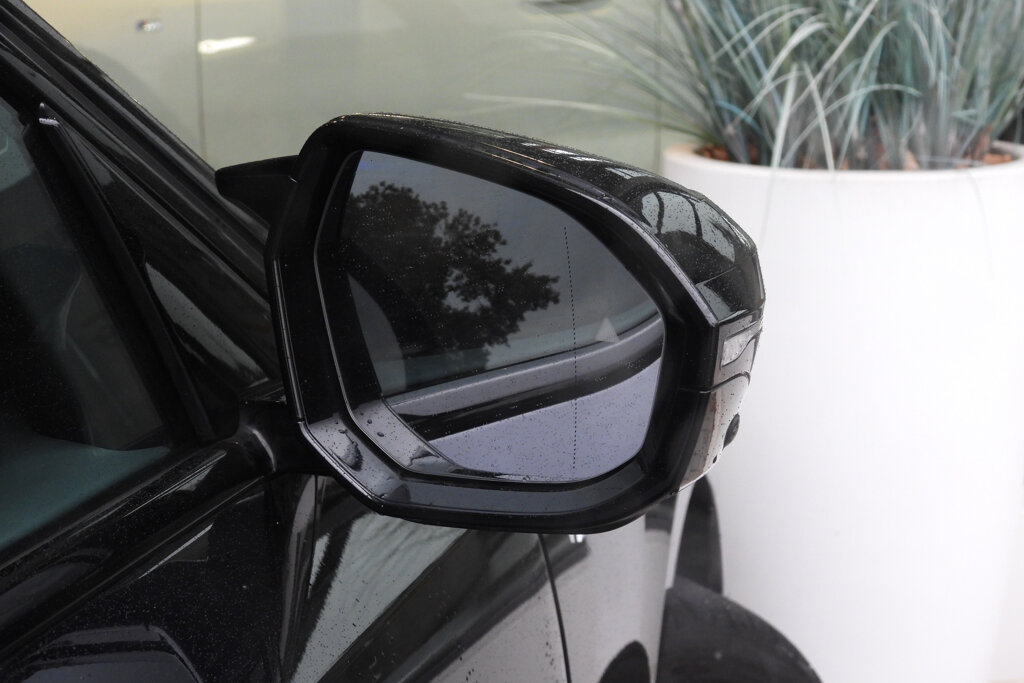 BMW i5 32