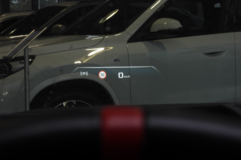 BMW i5 59