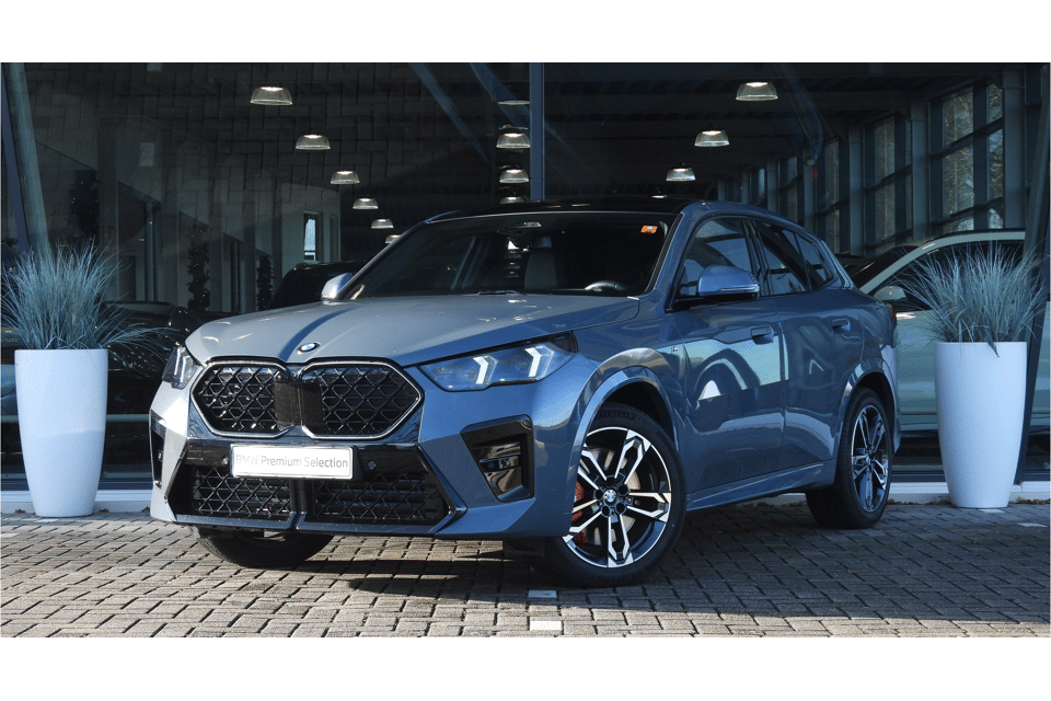 BMW X2 sDrive20i High Executive M Sport Automaat - Afbeelding 1