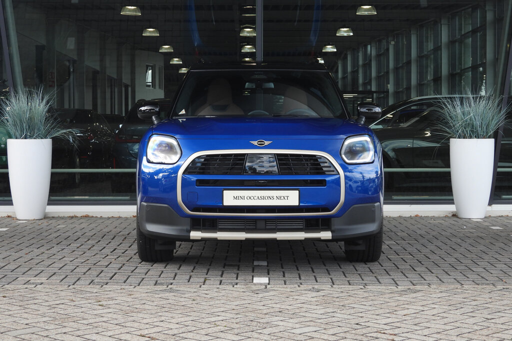 MINI Countryman 8