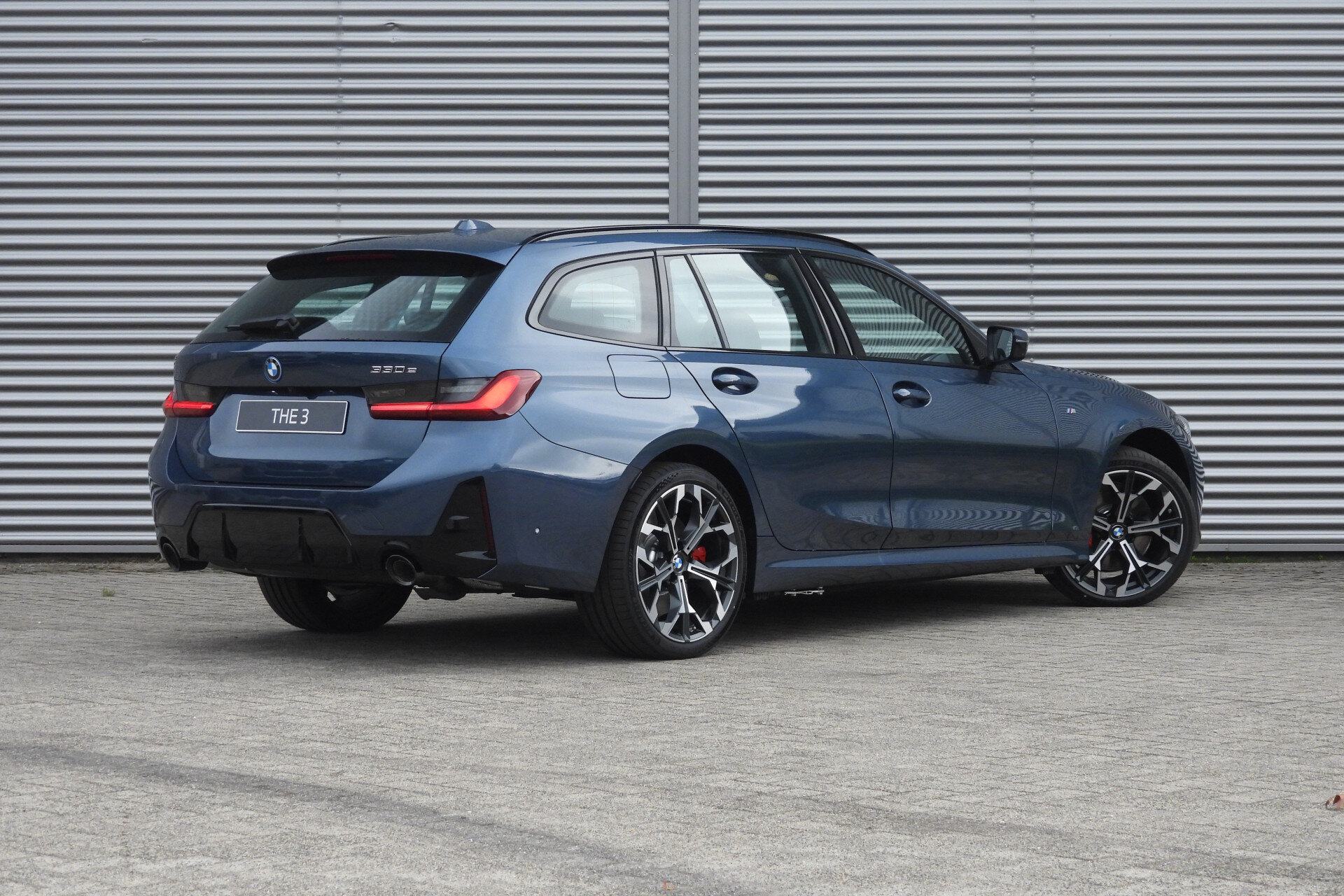 BMW 3 Serie Touring 330e High Executive M Sport Automaat - Afbeelding 4