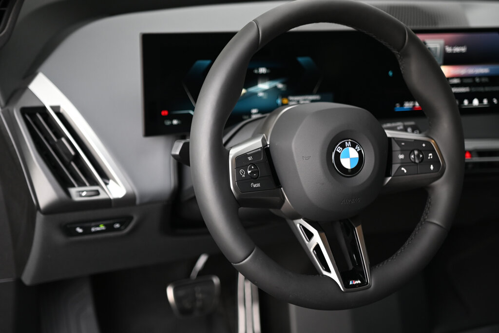 BMW iX 22