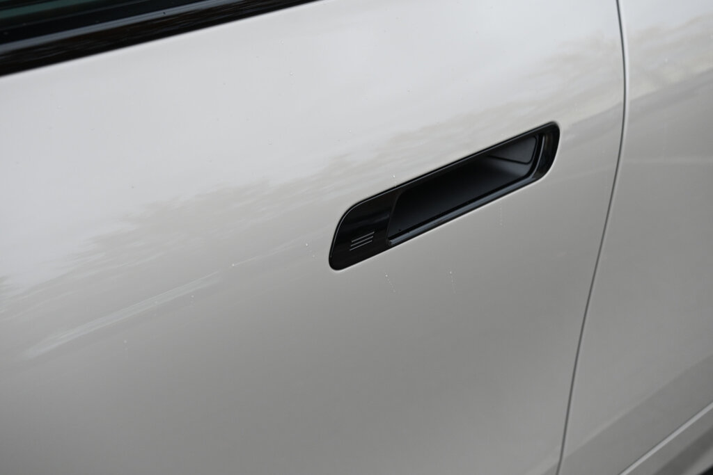 BMW iX 33