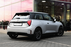 MINI Electric Hatchback Cooper SE - Afbeelding 2