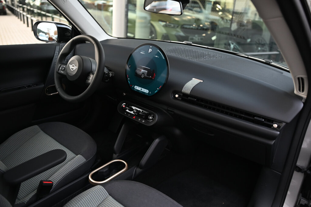 MINI Electric 4