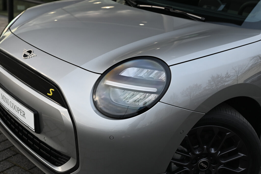 MINI Electric 11