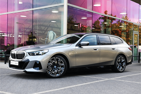 BMW 5 Serie Touring 530e M Sport Automaat