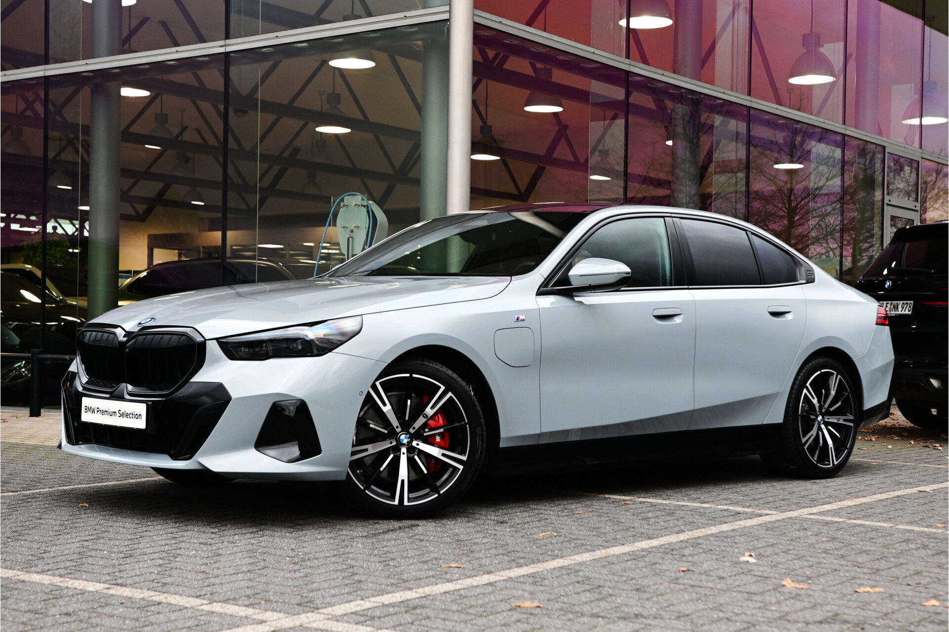 BMW 5 Serie 550e xDrive High Executive M Sport Automaat