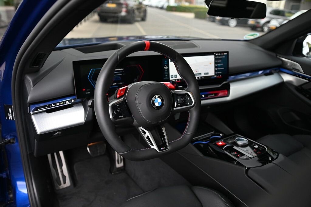 BMW M5 21