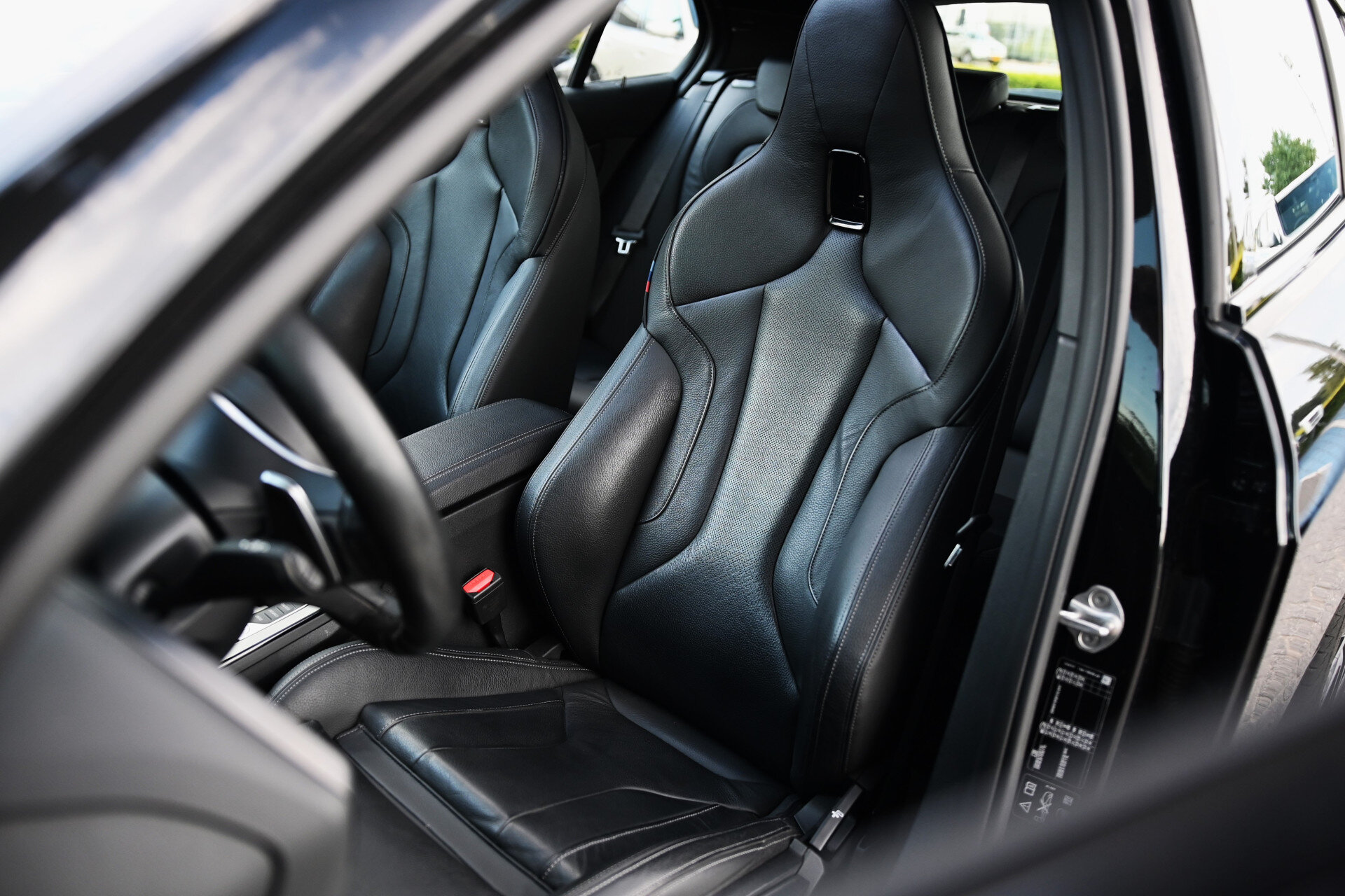 BMW 1 Serie M135i xDrive High Executive Automaat - Afbeelding 4