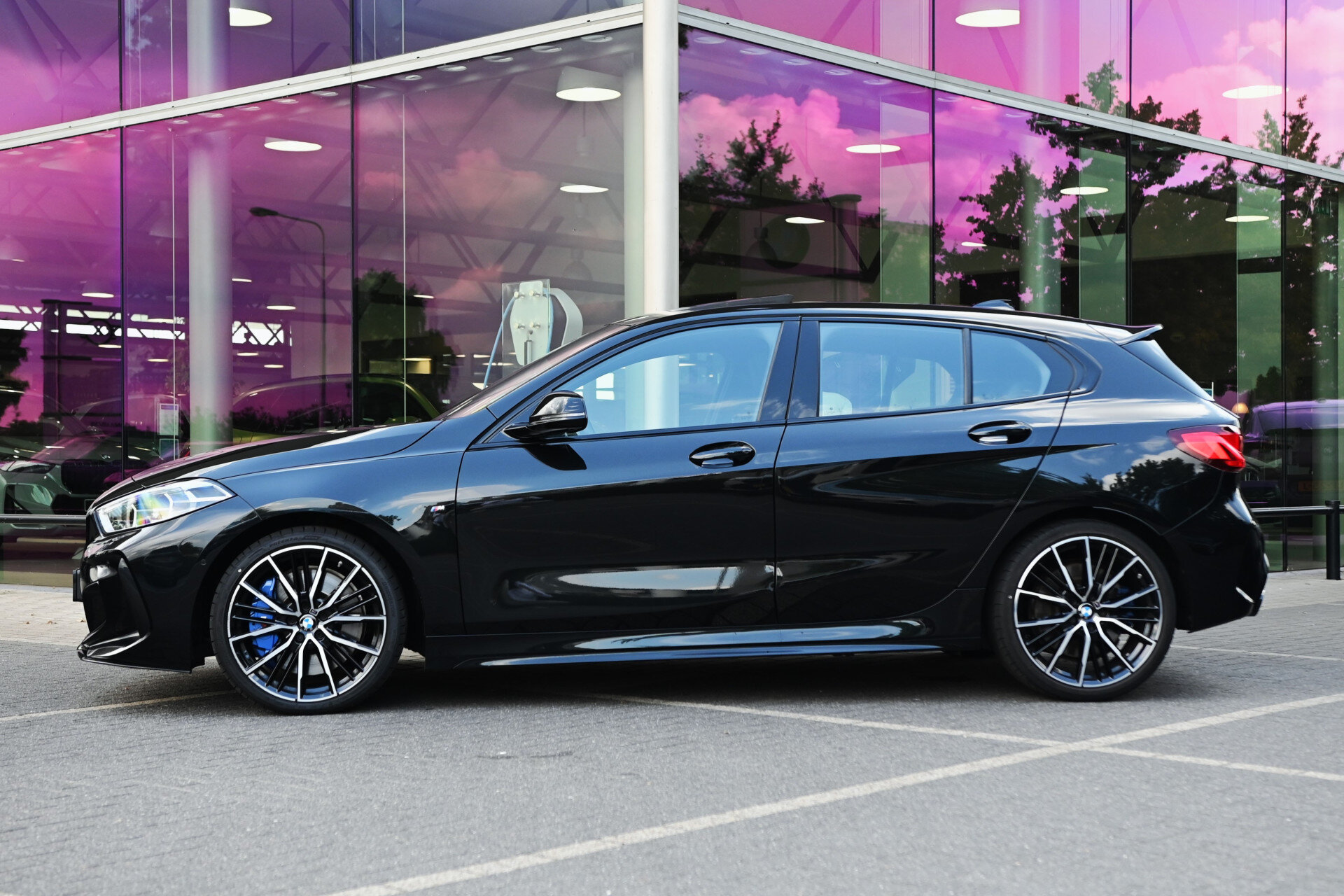 BMW 1 Serie M135i xDrive High Executive Automaat - Afbeelding 5