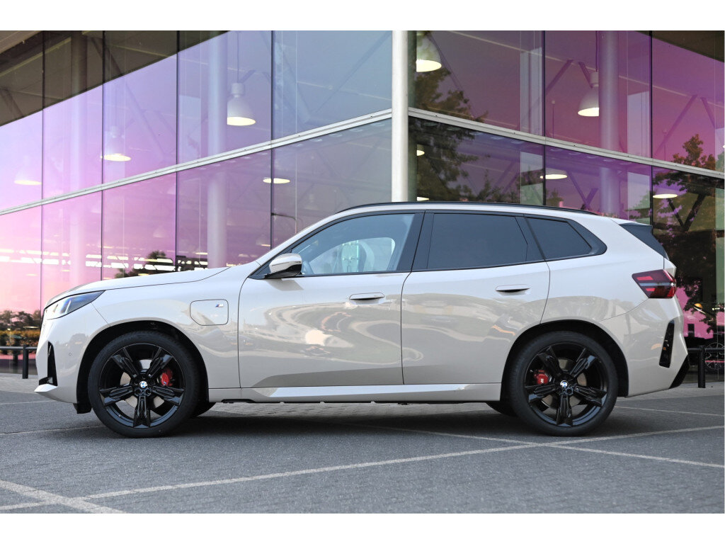 BMW X3 30e xDrive M Sport Automaat - Afbeelding 3