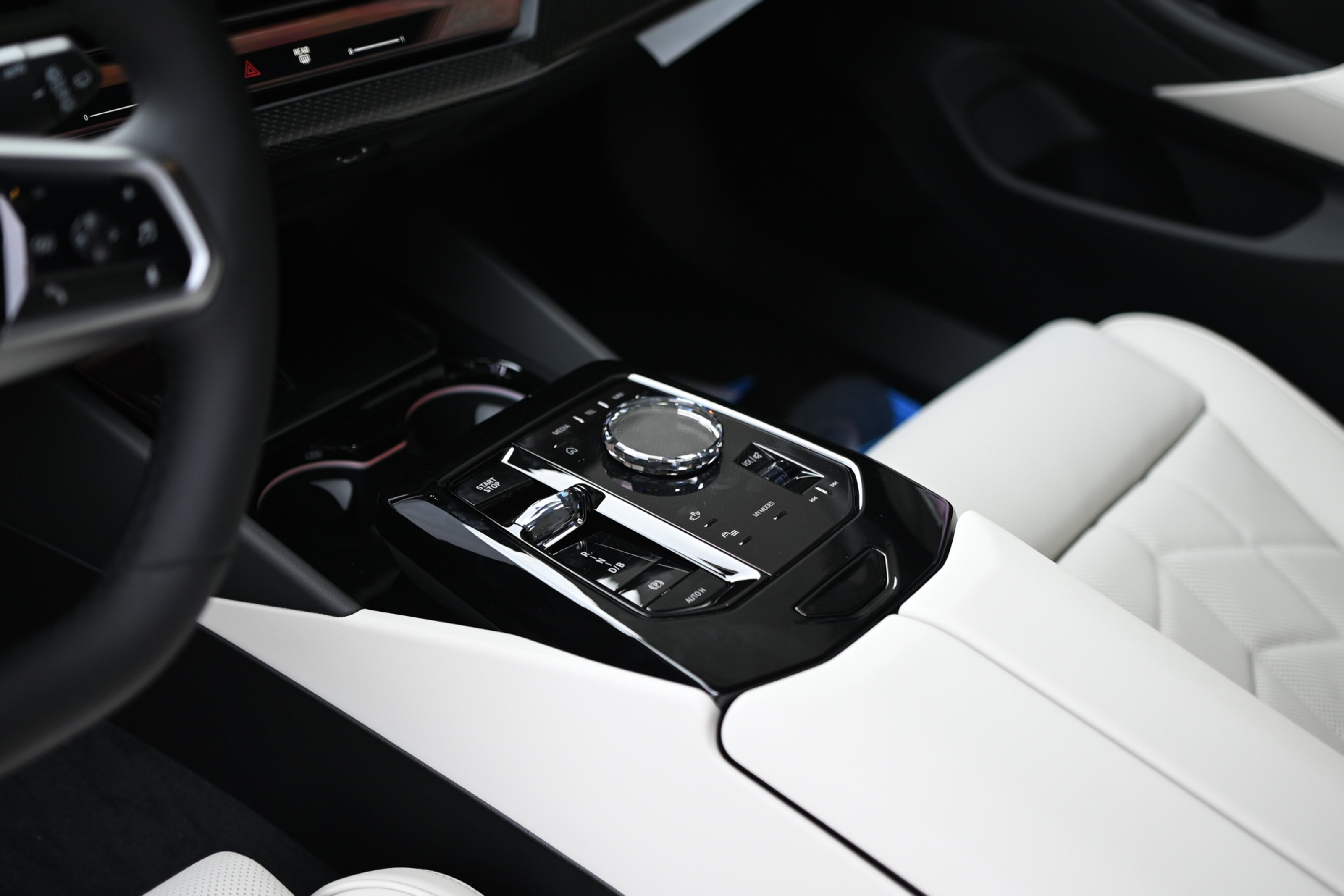 BMW i5 8