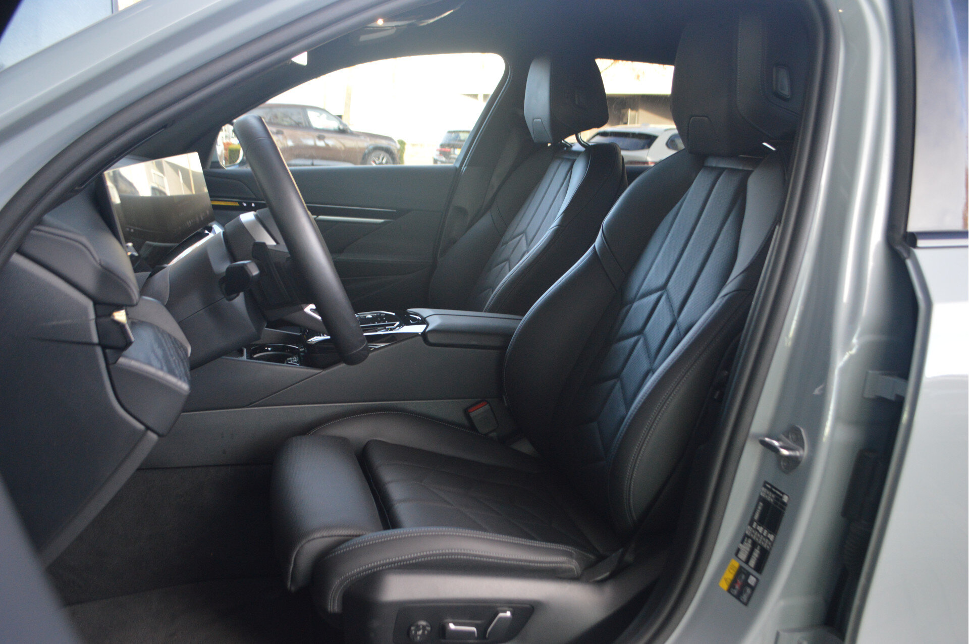 BMW 5 Serie Touring 530e M Sport Automaat - Afbeelding 4