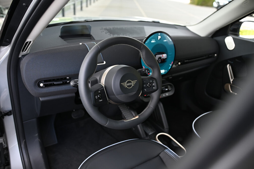 MINI Aceman 6