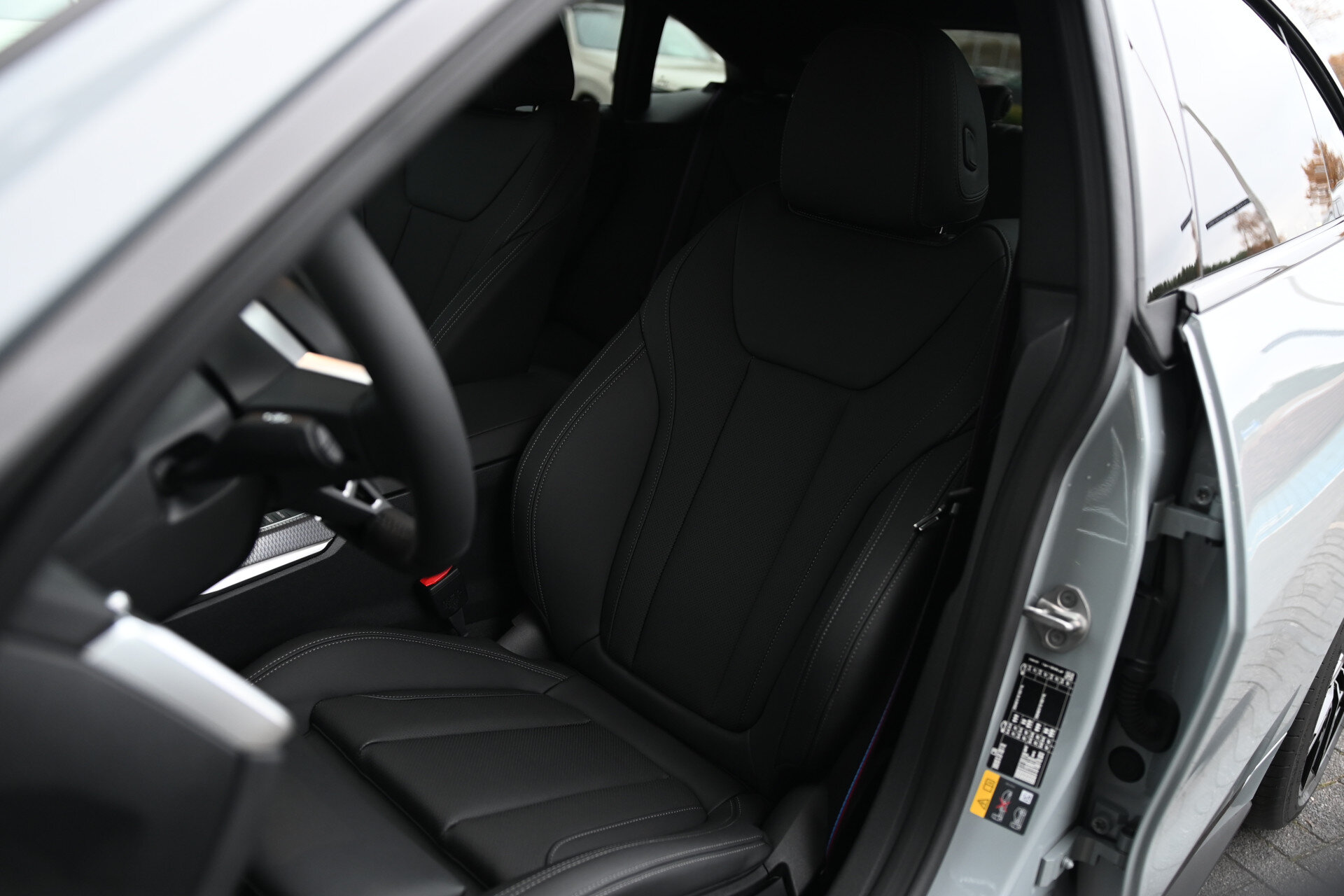 BMW i4 eDrive35 Gran Coupé M Sport - Afbeelding 3