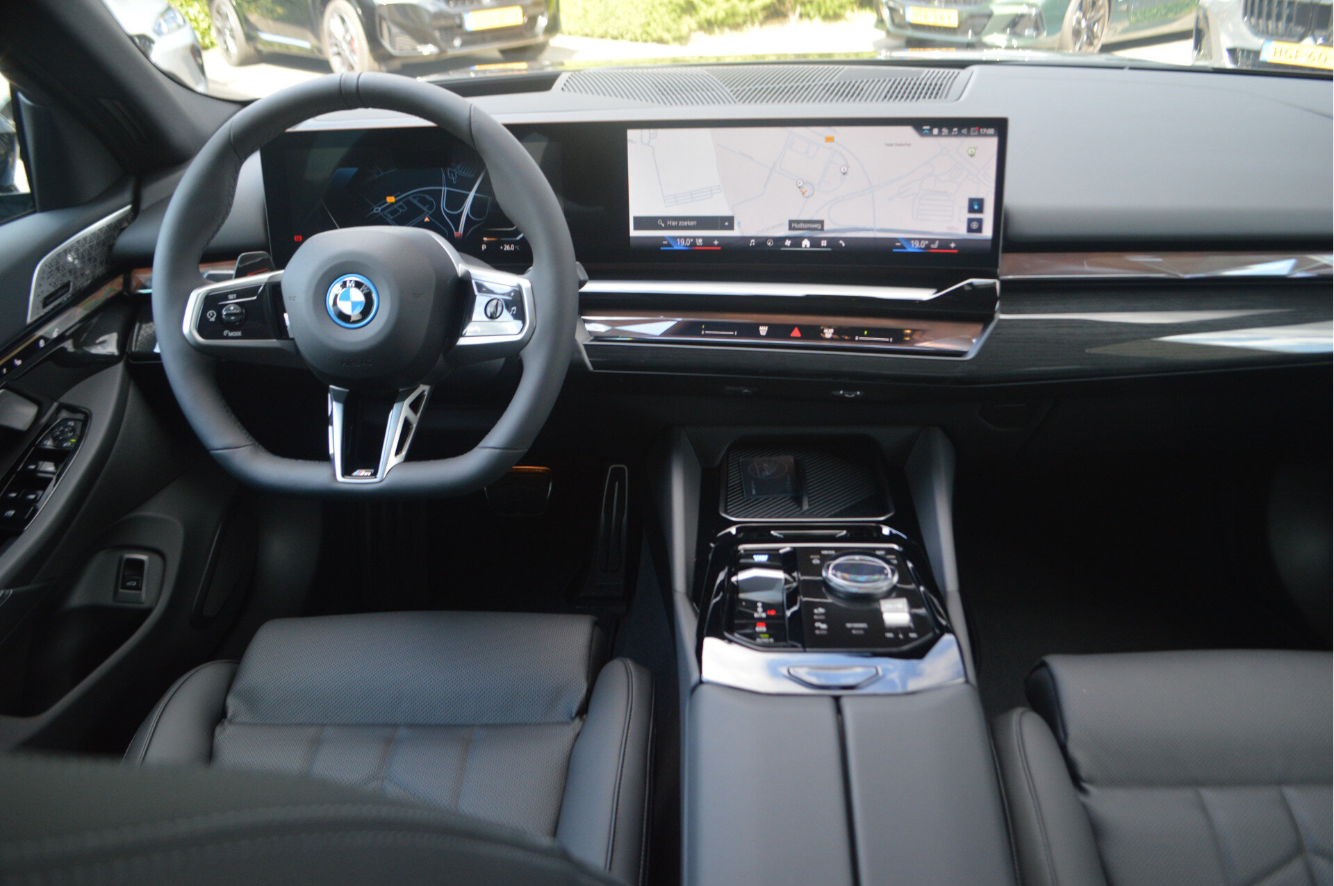 BMW i5 eDrive40 M Sport - Afbeelding 2
