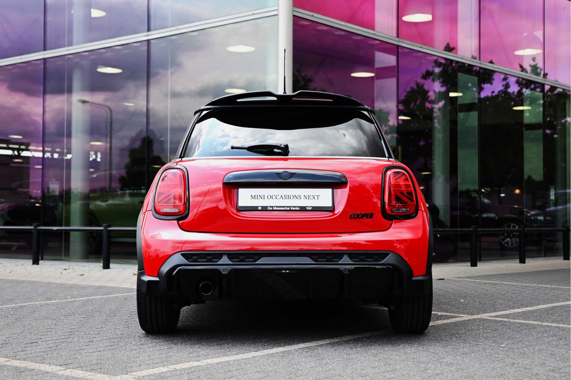 MINI Cooper Hatchback JCW Automaat - Afbeelding 5