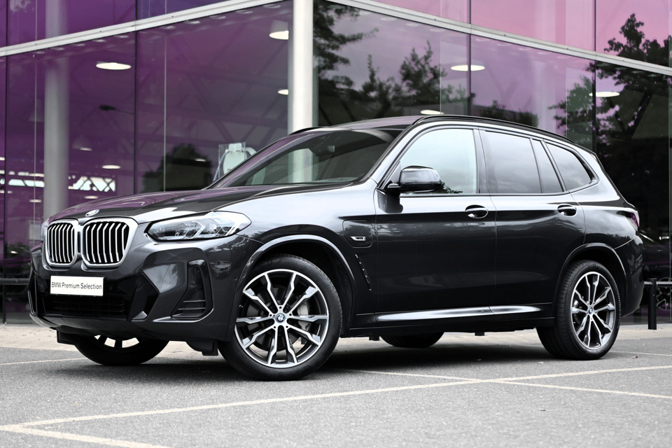 BMW X3 xDrive30e High Executive M Sport Automaat - Afbeelding 1
