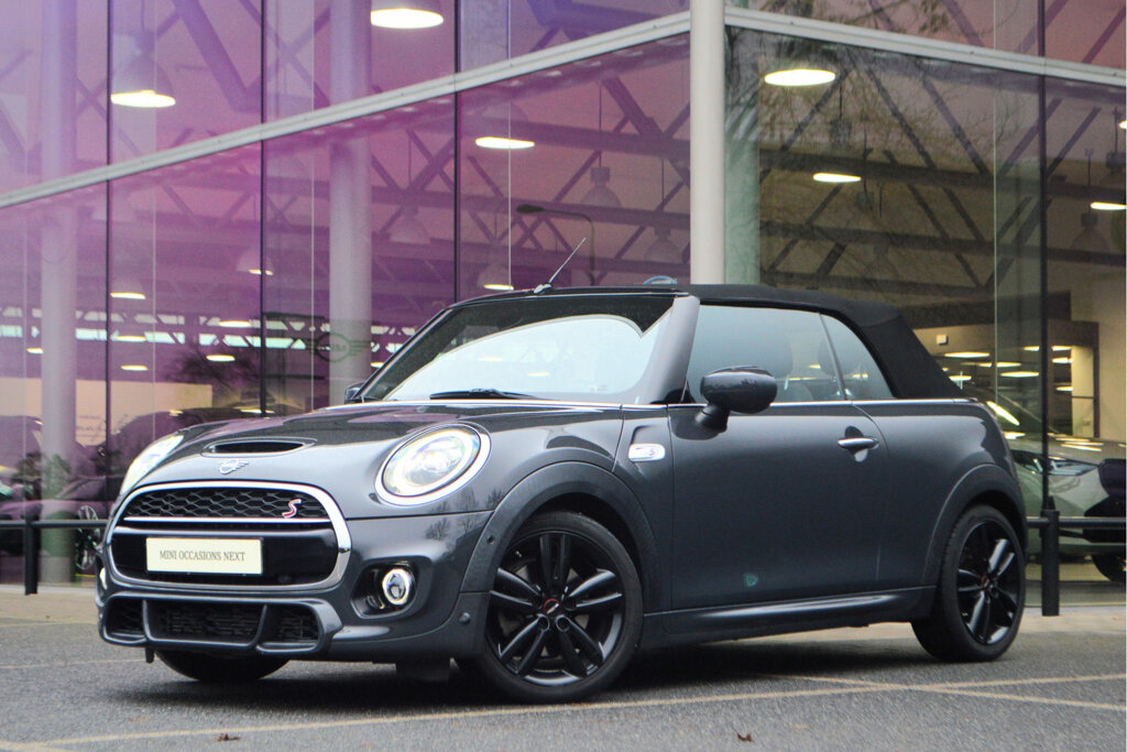 MINI Cooper S Cabrio 1